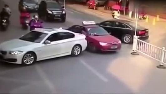 交通意外險(xiǎn)、第三方責(zé)任險(xiǎn)和交強(qiáng)險(xiǎn)有什么區(qū)別